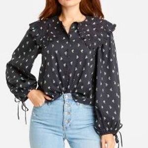 Universal Thread Black Floral Blouse